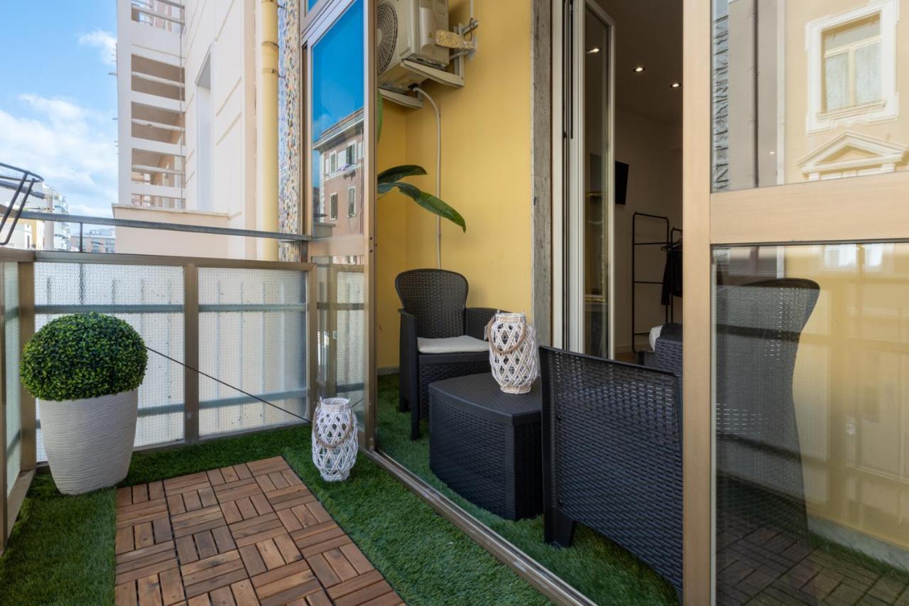 Daddi Rooms & Apartment 칼리아리 외부 사진